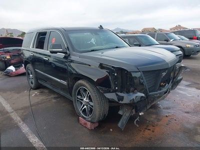 2019 CADILLAC ESCALADE PREMIUM LUXURY
