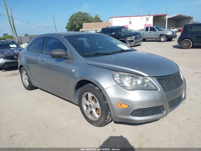 2012 SUZUKI KIZASHI SE