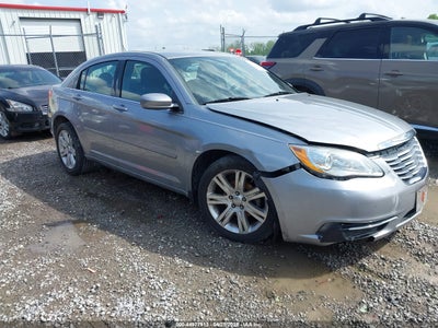 2013 CHRYSLER 200 TOURING