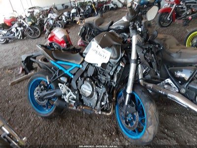 2024 SUZUKI GSX800 R