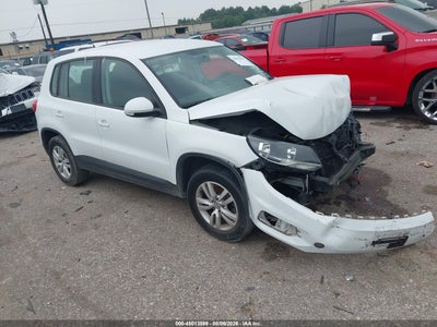 2014 VOLKSWAGEN TIGUAN S