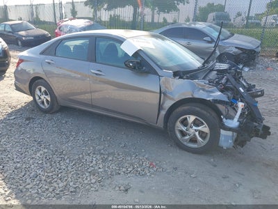 2023 HYUNDAI ELANTRA SE