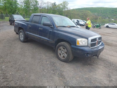 2006 DODGE DAKOTA QUAD SLT