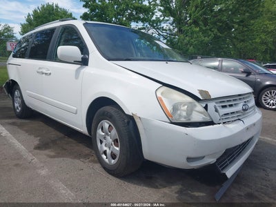 2010 KIA SEDONA LX
