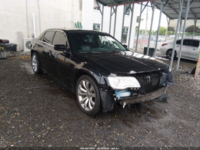 2018 CHRYSLER 300 TOURING L