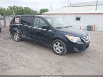 2011 VOLKSWAGEN ROUTAN SE