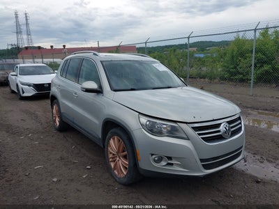 2011 VOLKSWAGEN TIGUAN SEL