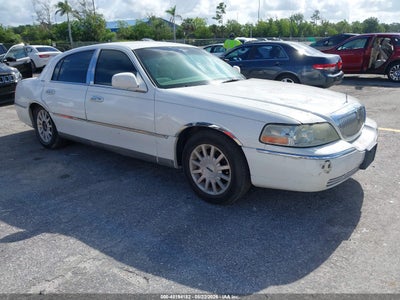 2007 LINCOLN TOWN CAR SIGNATURE