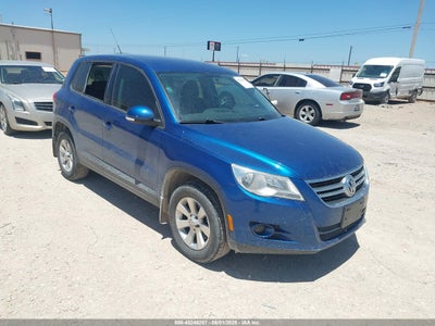 2010 VOLKSWAGEN TIGUAN S
