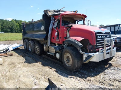 2014 MACK 700 GU700