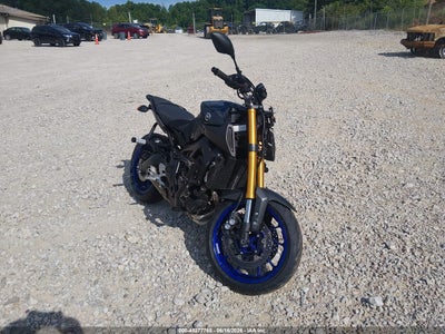 2014 YAMAHA FZ09  