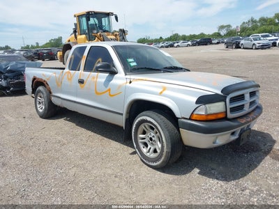 2003 DODGE DAKOTA SPORT