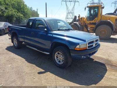 2004 DODGE DAKOTA SPORT