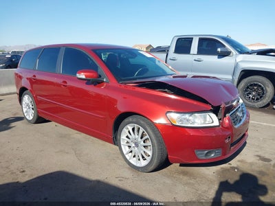 2011 VOLVO V50 T5