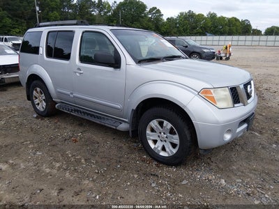 2005 NISSAN PATHFINDER LE