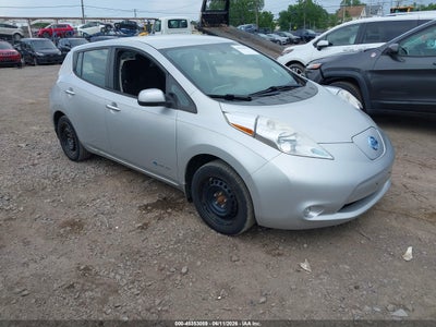 2015 NISSAN LEAF S