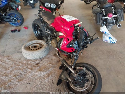 2024 DUCATI STREETFIGHTER V4/V4S