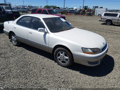 1995 LEXUS ES 300