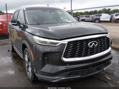 2022 INFINITI QX60 LUXE
