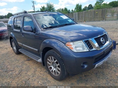 2012 NISSAN PATHFINDER LE