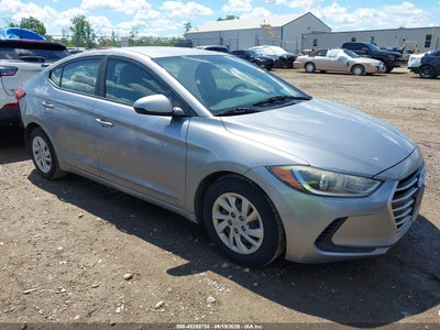 2017 HYUNDAI ELANTRA SE