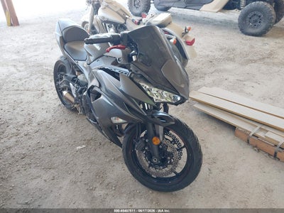 2022 KAWASAKI EX650 M