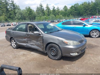 2002 TOYOTA CAMRY SE V6