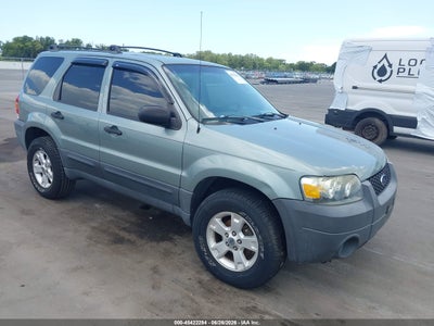 2005 FORD ESCAPE XLT