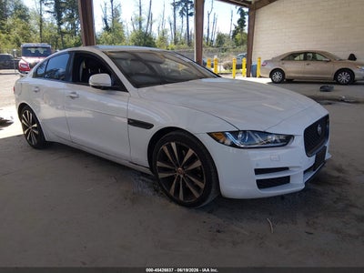 2017 JAGUAR XE 25T PRESTIGE