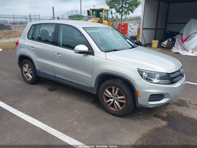 2013 VOLKSWAGEN TIGUAN S
