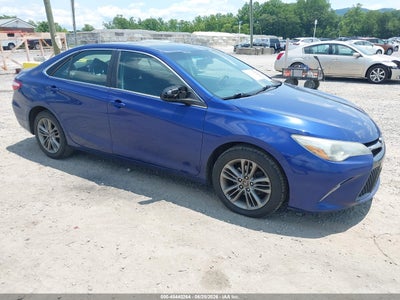 2015 TOYOTA CAMRY SE