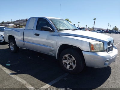 2006 DODGE DAKOTA SLT