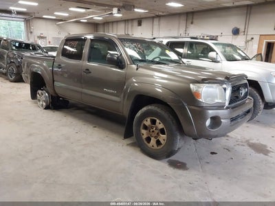 2011 TOYOTA TACOMA BASE V6