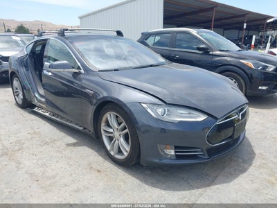 2015 TESLA MODEL S 70D/85D/P85D