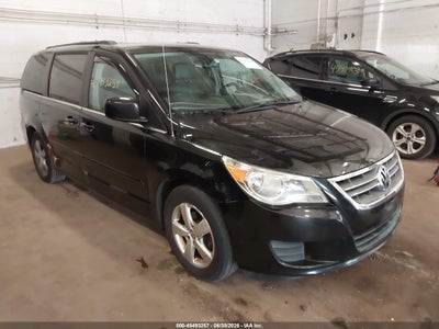 2011 VOLKSWAGEN ROUTAN SEL