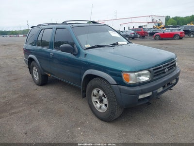 1996 NISSAN PATHFINDER LE/SE/XE