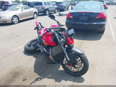 2021 DUCATI STREETFIGHTER V4/V4S