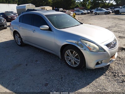 2013 INFINITI G37X  