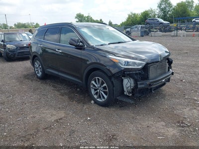 2017 HYUNDAI SANTA FE SE