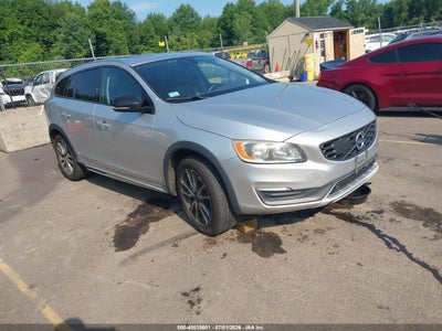 2016 VOLVO V60 CROSS COUNTRY T5