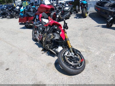 2022 DUCATI STREETFIGHTER V4/V4S