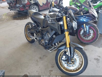 2014 YAMAHA FZ09  