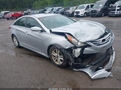 2014 HYUNDAI SONATA GLS
