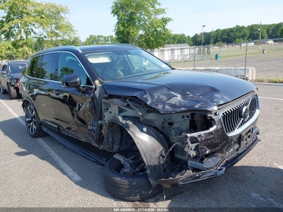 2021 VOLVO XC90 T6 MOMENTUM 7 PASSENGER