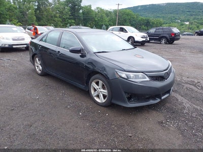 2012 TOYOTA CAMRY SE
