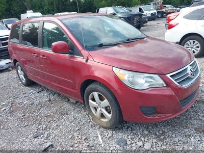 2011 VOLKSWAGEN ROUTAN SE