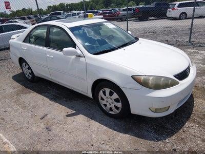 2005 TOYOTA CAMRY SE