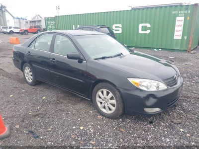 2004 TOYOTA CAMRY XLE V6