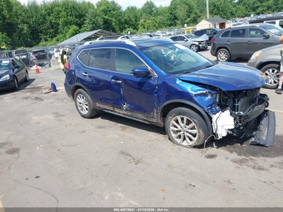 2017 NISSAN ROGUE SV