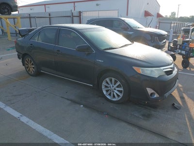 2013 TOYOTA CAMRY HYBRID XLE